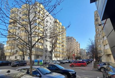 METROU TIMPURI NOI, NERVA TRAIAN, FOISORULUI 42 MP, ETAJ 4/8 BLOC 1993 - 1