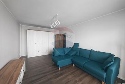 Apartament cu 4 camere decomandat, mobilat în Apărătorii Patriei