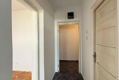 Apartament spatios, 2 camere, etaj 3,  mp 49 mp utili, zona Soarelui - 11