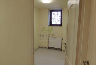 Apartament in zona UMF de vânzare - 7