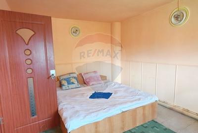 Cabană/Pensiune cu 12 camere de vânzare în Rânca - 11