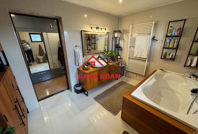 Vila 7 cam in Banesti, teren 1100 mp piscina  2010 265.000e - 10