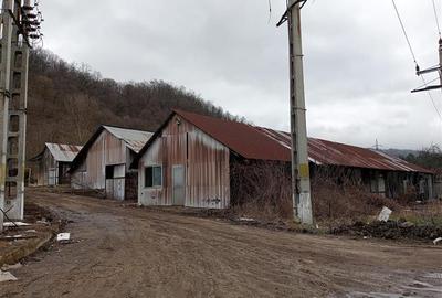 Spatii industriale pe teren de 11043 mp Daesti Valcea - 11