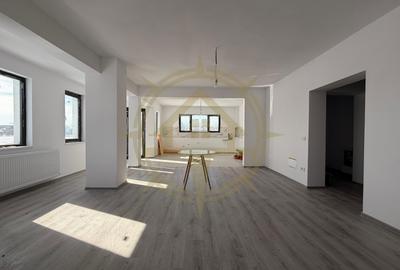 DOM00253 - Vila complex Snagov acces astfalt - 2