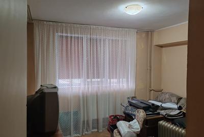 Apartament decomandat cu 2 camere, etaj1/3, Vaslui, Vis-a-vis de Primarie - 3