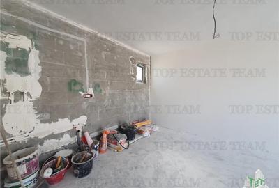 Duplex 8 camere cu doua intrari separate curte comuna Navodari - 18