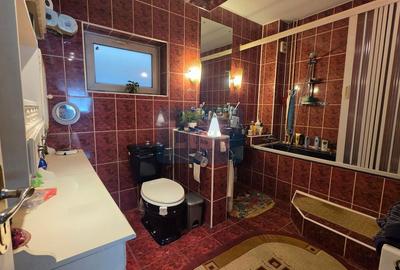 Vilă spațioasă aproape de centru | 259 mp | Piața Mică - 14