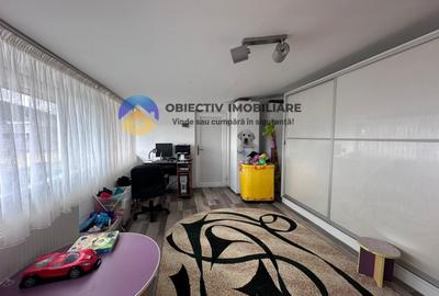 Apartament  2 camere + mansarda  zona Precista - 11