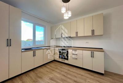 Duplex cu 4 camere de inchiriat in Remetea Mare - 9