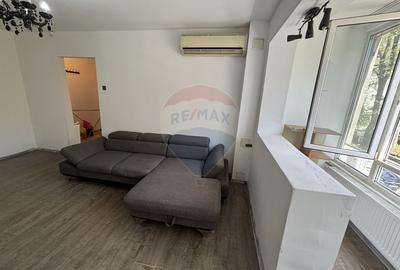 Apartament cu 2 camere de vânzare în zona Drumul Taberei - 2