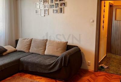 Apartament cu 3 camere semidecomandat, mobilat în Ștefan cel Mare