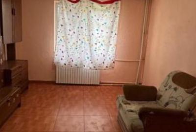 Garsonieră zona Cet mobilată utilată 22 mp - 1