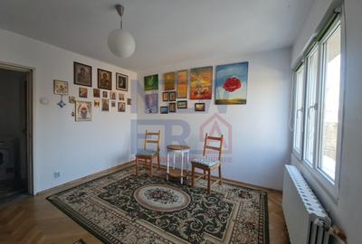 Apartament 4 Camere de Vanzare in Pajura - 6