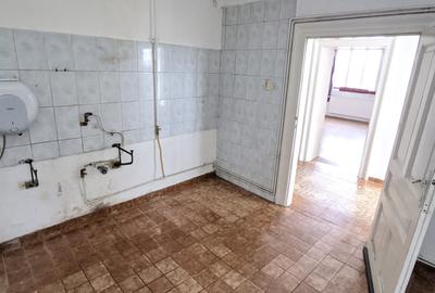 Casă de vânzare, 6 camere, 140 mp utili, Andrei Mureșanu zona Hotel Meridian - 9