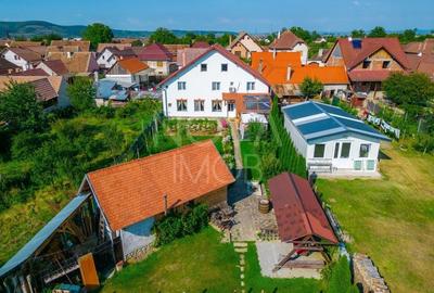 Casa + Pensiune deosebita - Orlat, Sibiu - 5