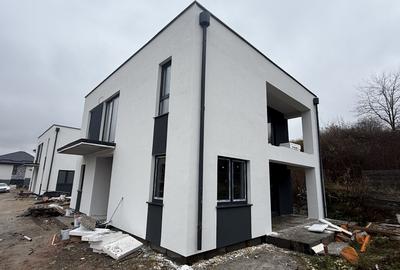 Casă individuală de vânzare – Luna de Sus, cartier rezidențial privat - 4