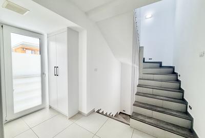 Penthouse pe 3 nivele- 112 mp utili si teren de 150 mp + terasa de 30 mp- Giroc - 16