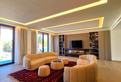 Apartament cu 5 camere decomandat în Kiseleff