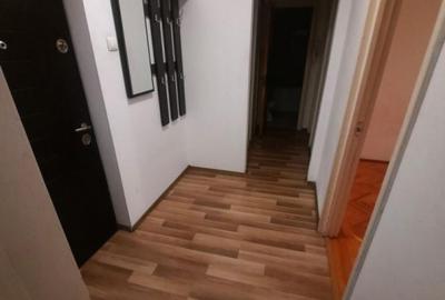 Titan - 2 camere - metrou - zona linistita - 1