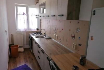 Apartament cu 2 camere decomandat, mobilat în Olimpia-Stadion