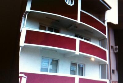 Casă cu 7 camere în Est