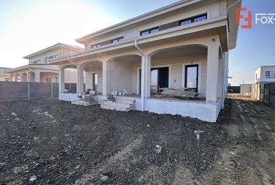 Duplex cu 5 camere în Moșnița Nouă