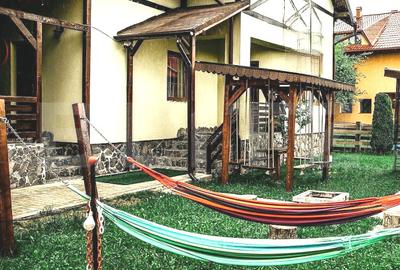 Oportunitate de investiție în Bran – Vilă ideală pentru închiriere sau locuință - 1