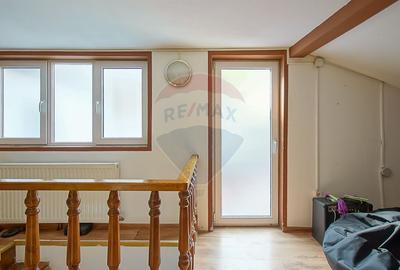 TRAIESTE LA POALELE PADURII!CASA 3 CAMERE APROAPE DE PTR. LUI SOLOMON - 12