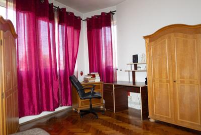 Se vinde impresionanta vila u 10 camere plus teren in centru Ploiești - 9