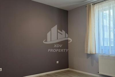 Apartament 4 camere decomandat , 2 bai, 2 balcoane,  90mpu , Parcare - 21