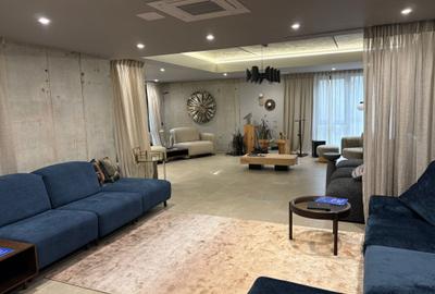 8.12 RESIDENCE - spatiu comercial stradal, COMISION 0 - 10