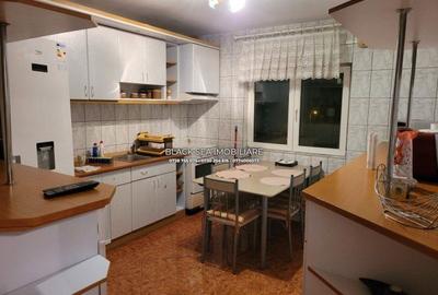 PENTRU VÂNZARE: APARTAMENT CU 3 CAMERE - ZONA INSTITUTUL DE MARINĂ, INEL 2