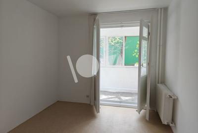 De vânzare: apartament 3 camere - Lujerului - 2 min de metrou - 9