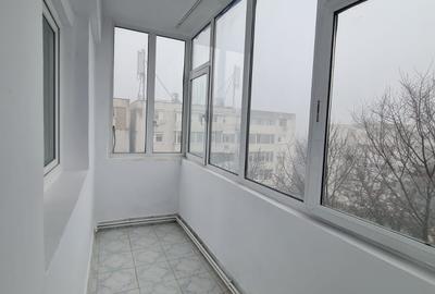 Vanzare apt 3 camere transformat in 2 camere, in Galati, Micro 39A, centrala - 4