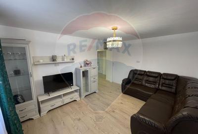 Apartament cu 3 camere de închiriat în zona Precista - 20
