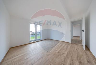 Vila moderna cu 4 camere,  P+E - teren 501 mp - 8