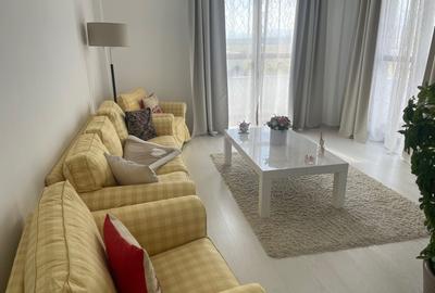 Inchiriez penthouse 3 camere - 2 bai - 2 terase - mobilat - zona Mihai Viteazu - 1