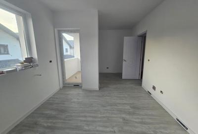 Vanzare Casa tip triplex/3 camere id nr 50 - 5