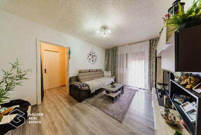 Apartament cu 3 camere semidecomandat, mobilat în Aurel Vlaicu
