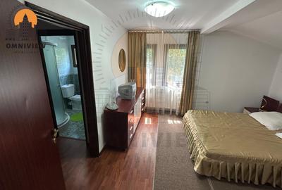 Vilă 234 mp în Predeal, spre Pârâul Rece – 4 dormitoare, 5 băi, teren 364 mp - 9