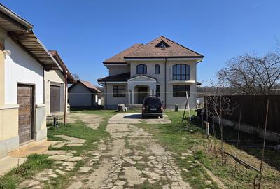 De vanzare casa Ciolpani DN1 - 1