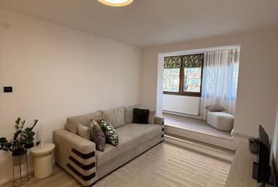 Apartament 2 camere – 53 mp, renovat complet, mobilat și utilat nou - 1