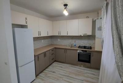 Apartament cu 3 camere,etaj intermediar,parcare subterana,zona  Eroilor - 5