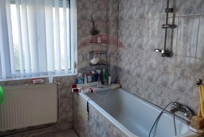 VANZARE SPECIALA Casă / Vilă cu 7 camere, Uverturii MILITARI/Duplex - 14
