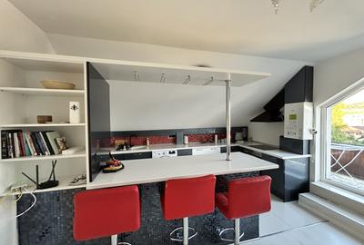 Apartament cu 3 camere semidecomandat, mobilat în Florești