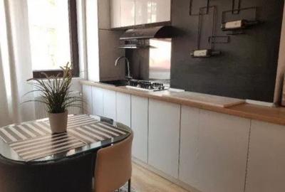 Apartament 2 cam, Piata Alba Iulia,bl.2000,et.2/7,Amenajat,centrala,mobilat - 3