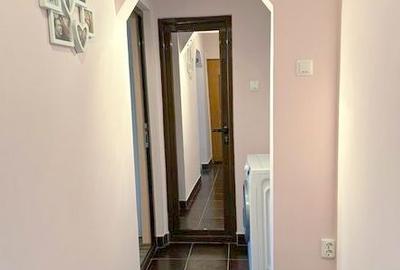 De vanzare apartament cu 3 camere, micro 38, et. 3, 63.000 euro - 5