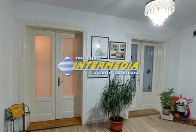 Casa cu 4 camere mobilata si utilata 593mp teren zona Centru - 7