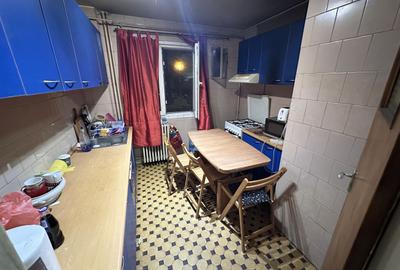 Apartament cu 3 camere semidecomandat în Lujerului