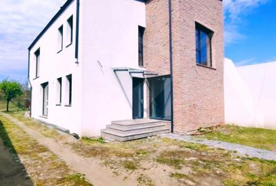 Casa smart, eficienta energetic, aproape de oras – confort real, costuri minime - 2